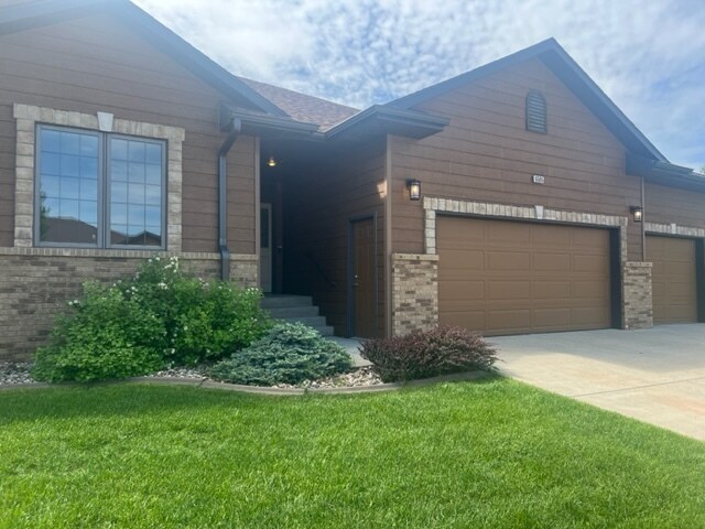 front - 6505 Muirfield Dr