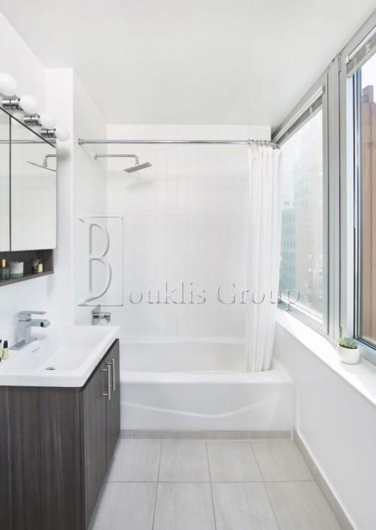 Building Photo - 2 bedroom in NEW YORK NY 10038