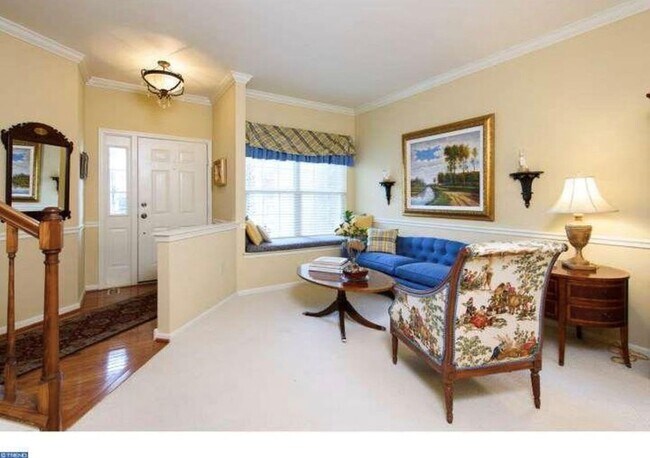 Foto del edificio - 36 Kennedy Dr