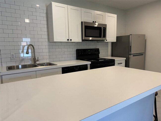 Foto del edificio - 10607 Hillcroft St