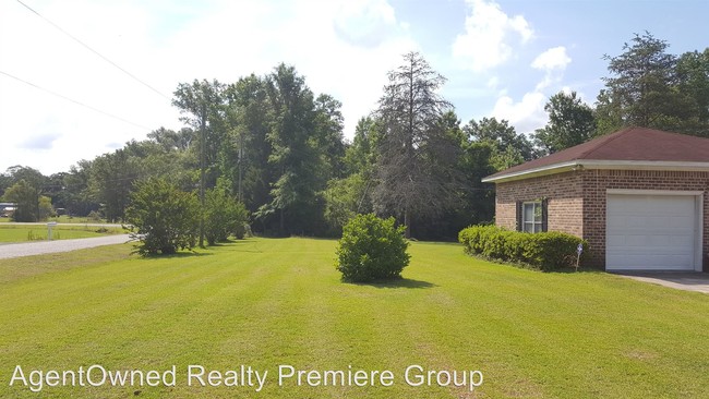 Building Photo - 137 Belle Cir
