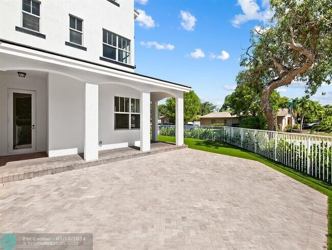 Foto del edificio - 1301 SW 8th Ave