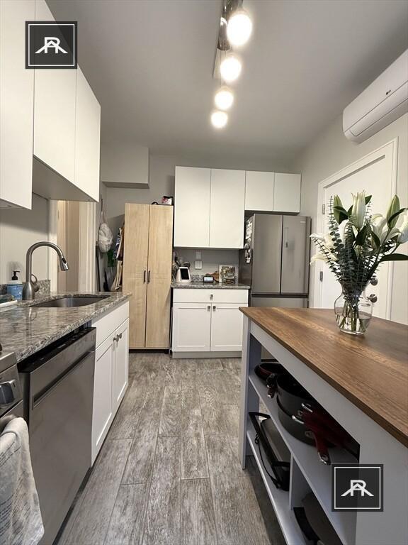 Foto principal - 2 bedroom in Brighton MA 02135