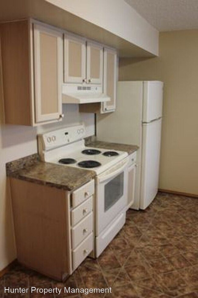 Foto del edificio - 1300 W Hall St