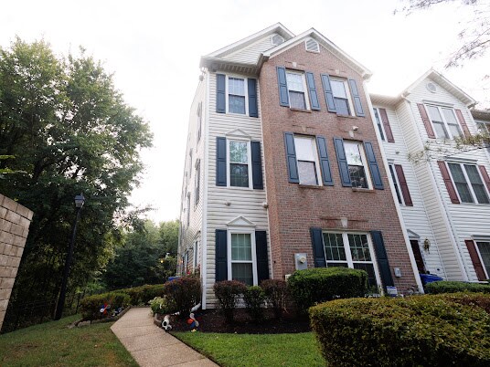 Foto principal - 4011 Eastview Ct