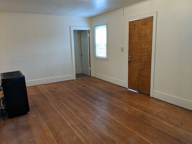 Foto del edificio - Nice 2-Bedroom, 1-Bath Duplex In Downtown Eugene!