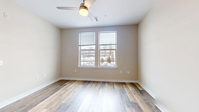 Interior Photo - Park Square