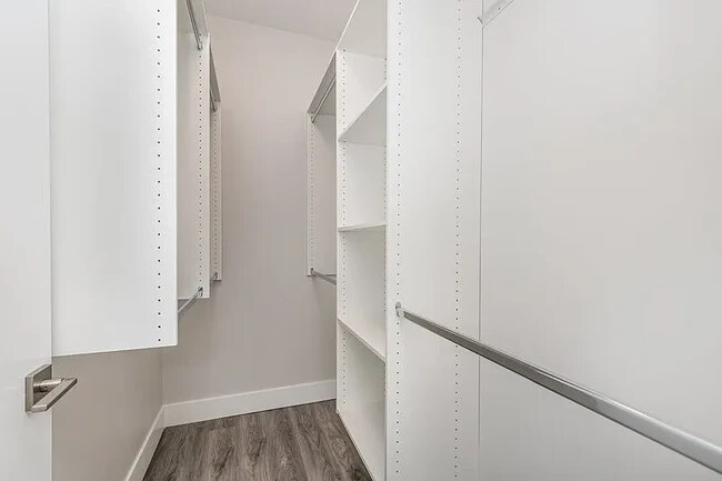 Foto del edificio - 1709 Harbor Ave SW