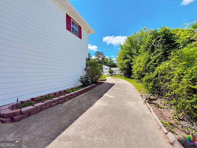 Building Photo - 4819 Sunview Ct