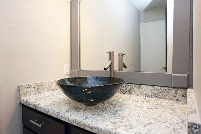 Building Photo - Tuscany Park Apartments