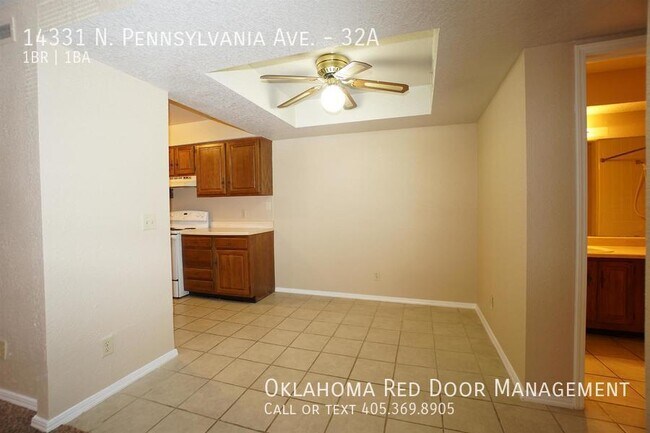 Building Photo - 1 Bed Near UCO!