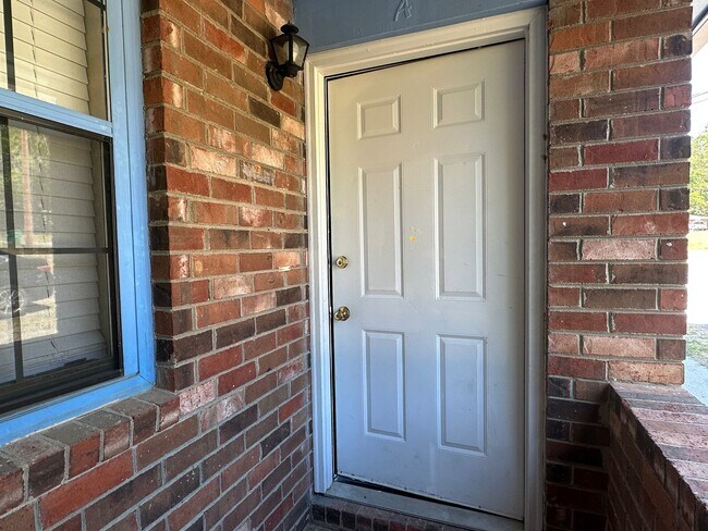 Foto del edificio - """~132 Stoneybrooks Place