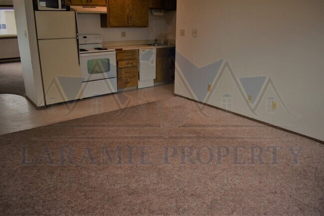 Foto del edificio - 1537 E Person St