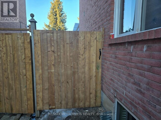 Building Photo - 3 Harkins Dr