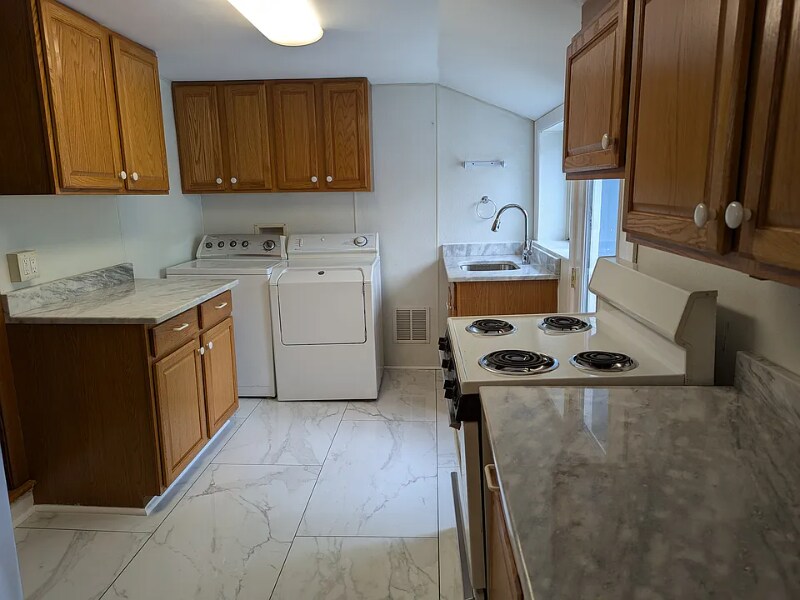 345 W Patrick St Unit 2, Frederick, MD 21701 Room for Rent in