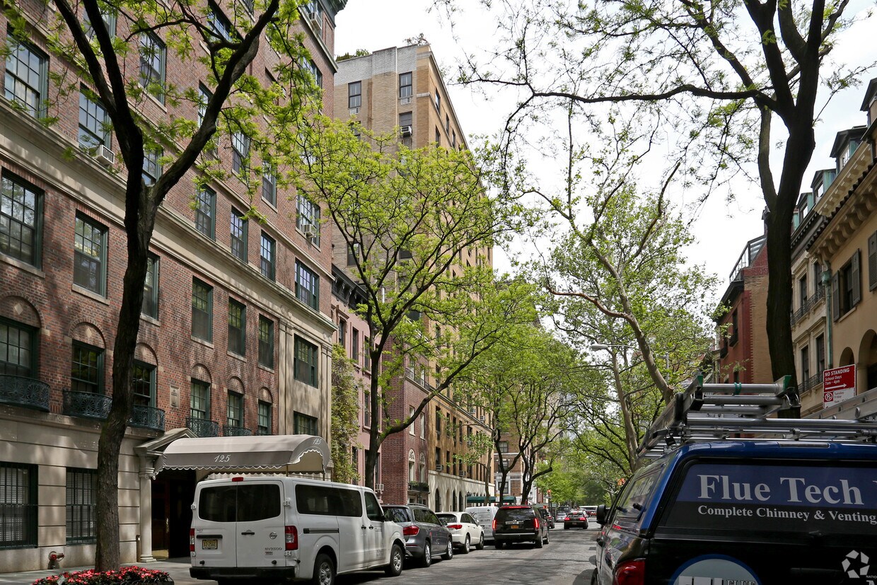 Foto del edificio - 1036-1038 Lexington Ave