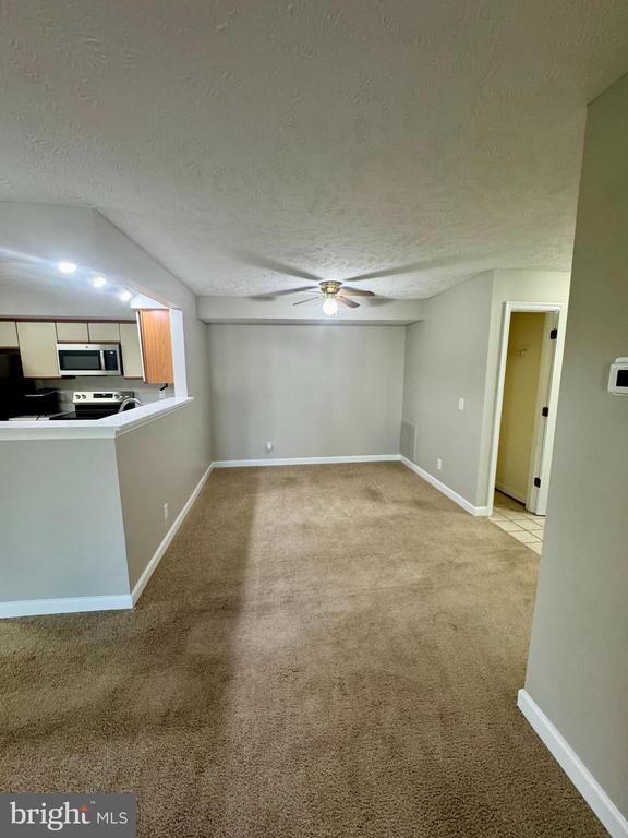 Foto del edificio - 3804 Ridge Knoll Ct