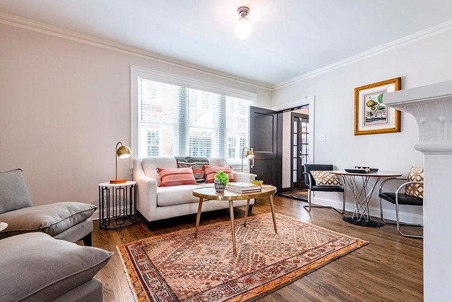 Foto del edificio - 2837 Hemphill St