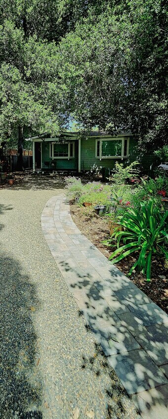 Primary Photo - 127 S Avalon Dr