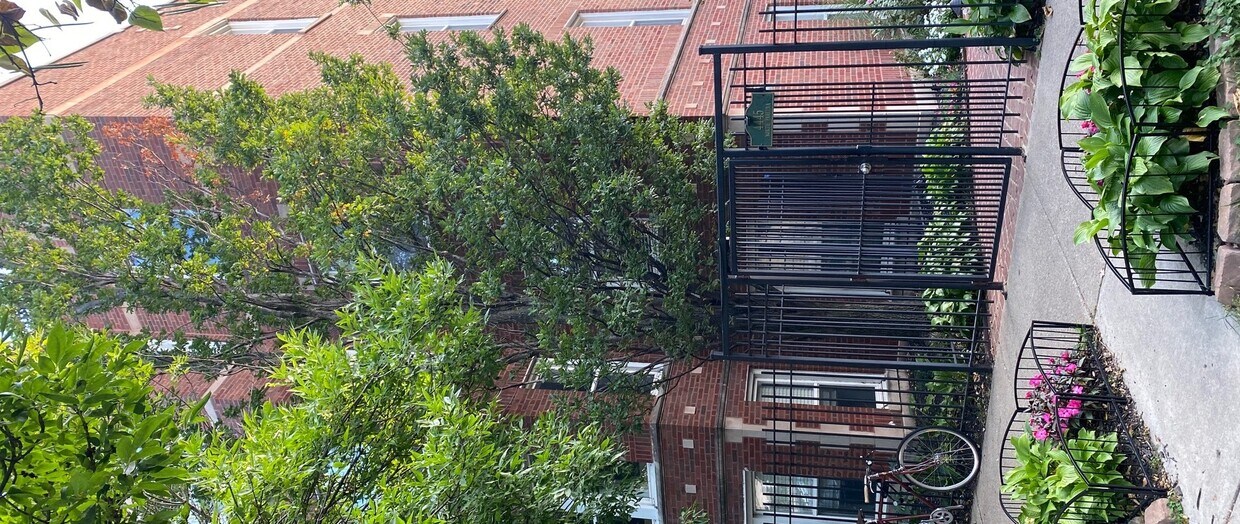 Foto principal - 4445 N Paulina St