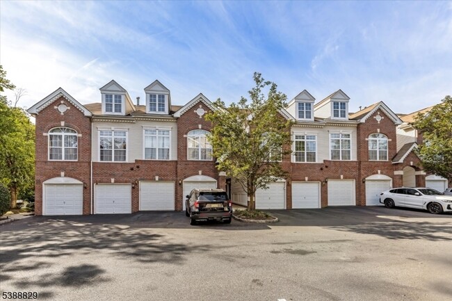 Foto del edificio - 120 Rock Creek Dr