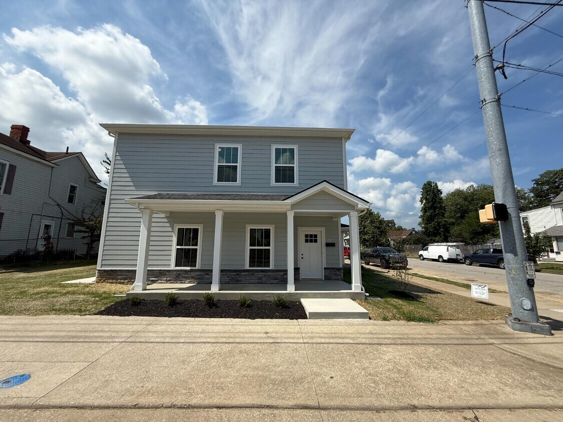 Foto principal - 717 Vincennes St