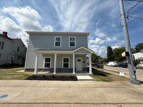 Building Photo - 717 Vincennes St