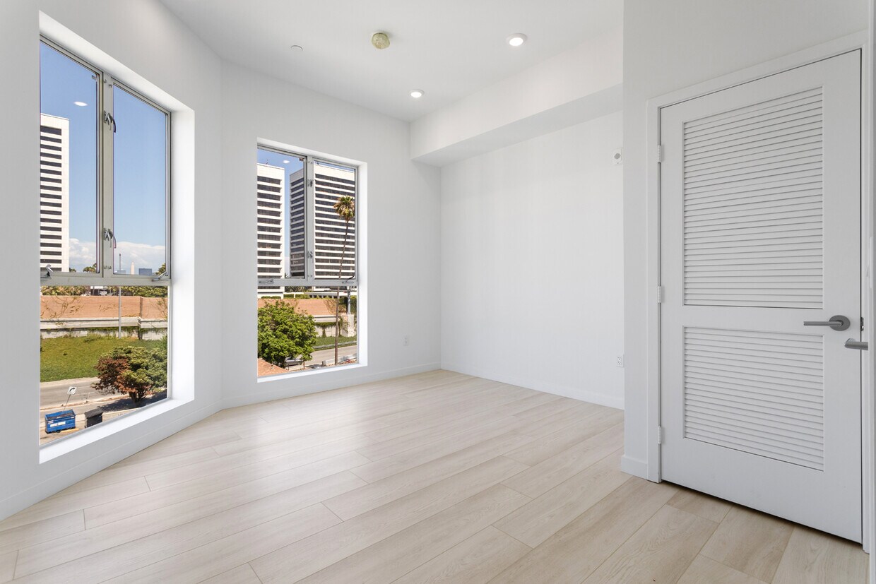 1650 Sawtelle Apartments in Los Angeles, CA Westside Rentals