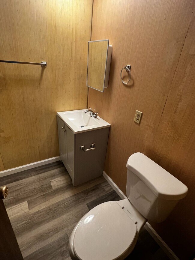 Foto del edificio - 113 Grace Park Ln