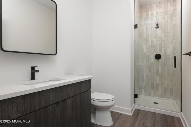 Foto del edificio - 6 West End Ct