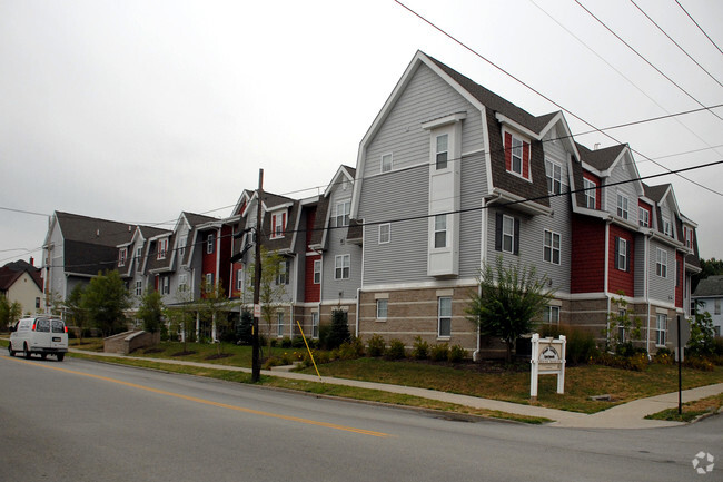 Foto del edificio - Maple Garden Apartments