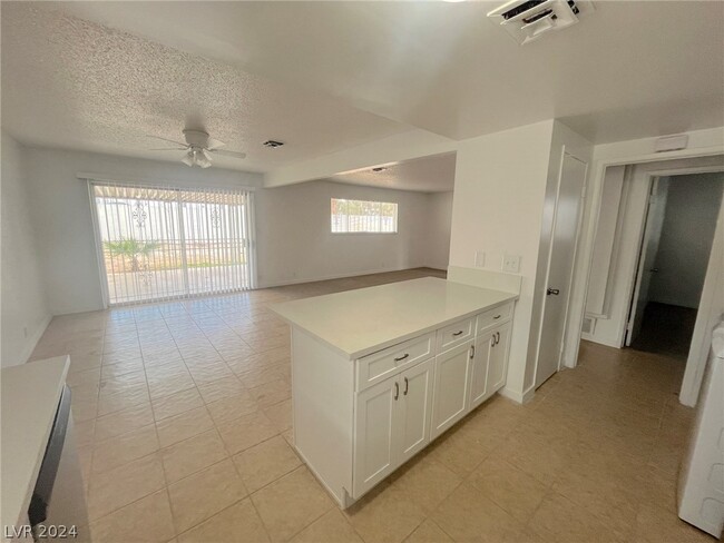 Foto del edificio - 3020 Avalon Ave