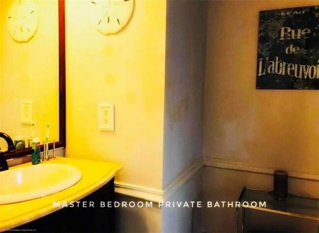 Foto del edificio - 3 bedroom in Staten Island NY 10312