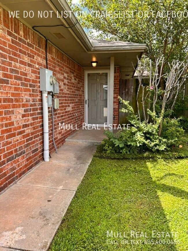 Photo - 2824 SE 89th Terrace- House