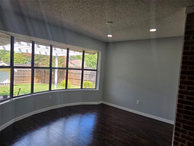 Building Photo - 5037 Sundown Dr