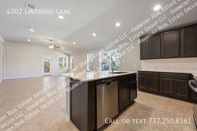 Foto del edificio - 4302 Lindberg Ln