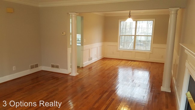 Foto del edificio - 487 Windcliff Ct