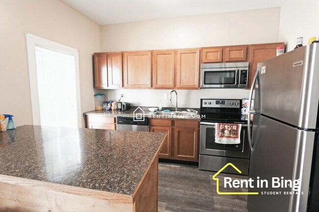 Foto del edificio - 72 Walnut St