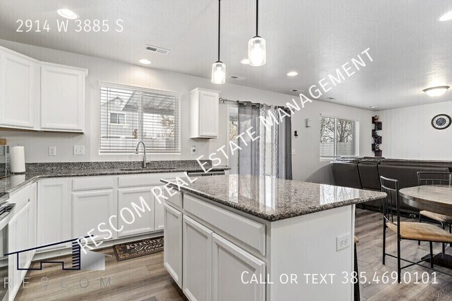 Building Photo - 2914 W 3885 S