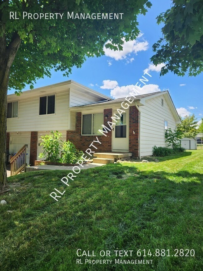 Building Photo - Cozy 2 Bedroom 1 Bathroom duplex in Holly ...