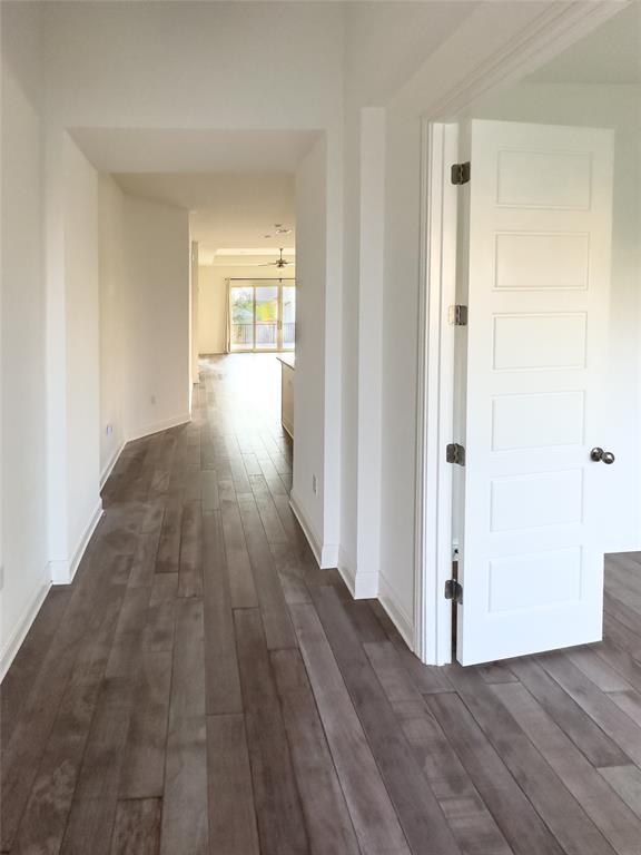 Building Photo - 6712 Kalahari Dr