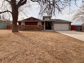 Building Photo - 501 Independence Dr