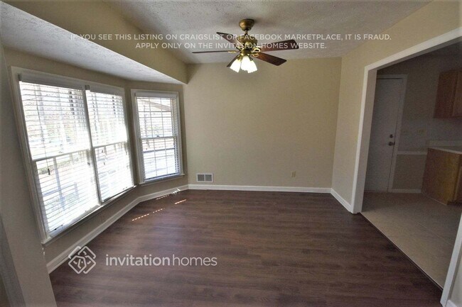 Foto del edificio - 2501 Whitebluff Way