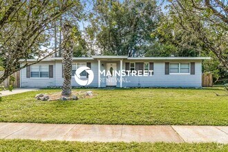 Building Photo - 6430 Lucente Dr