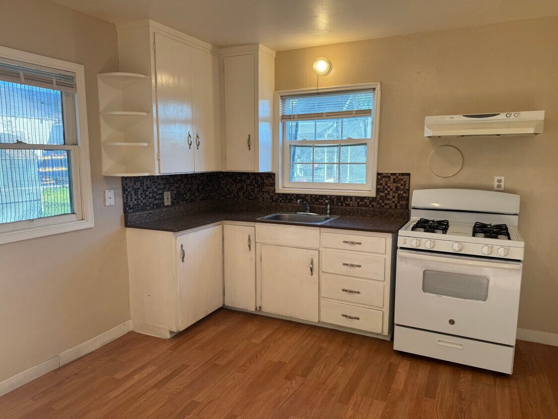 Foto principal - 4286 S Kaiser Rd