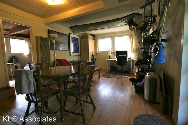 Foto del edificio - 1228-1228 Delaware St