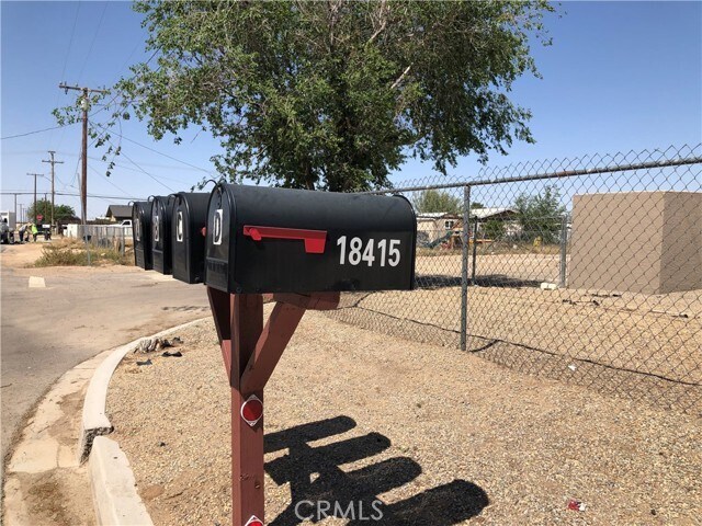 Foto del edificio - 18415 Jonathan St