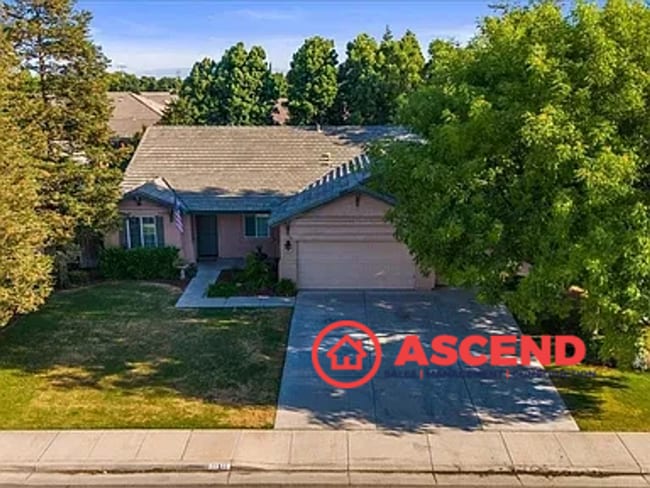 Building Photo - Stunning Home Home Off Jewetta Ave and Sno...