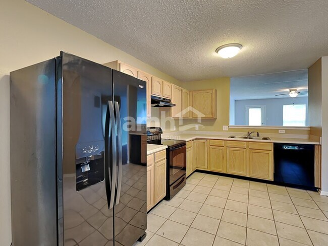 Building Photo - 1316 Clove Ct
