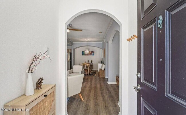 Foto del edificio - 10075 Gate Pkwy N